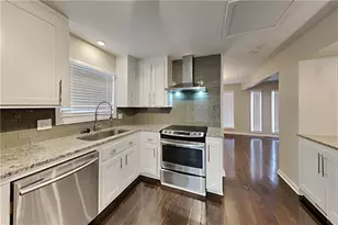 2929 Manitoba Ln, Marietta, GA 30062 - Photo 4