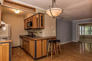 59 Monet Ct NW, Atlanta, GA 30327 - Photo 2