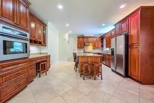 5599 Stone Creek Dr, Stone Mountain, GA 30087 - Photo 10
