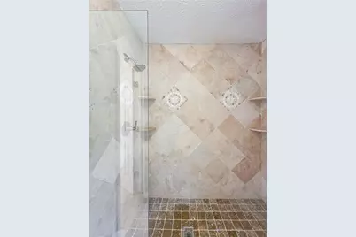 5599 Stone Creek Drive, Stone Mountain, GA 30087 - Photo 22
