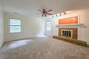 5599 Stone Creek Dr, Stone Mountain, GA 30087 - Photo 20