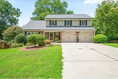 3581 Chelsea Crescent NE, Brookhaven, GA 30319 - Photo 1