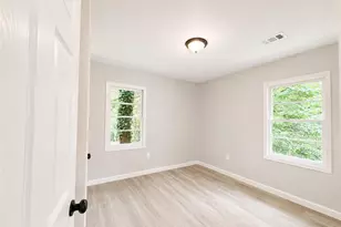 2328 Bonner Rd, East Point, GA 30344 - Photo 24