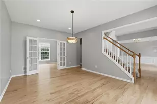 770 Glastonbury Ct, Cumming, GA 30041 - Photo 12