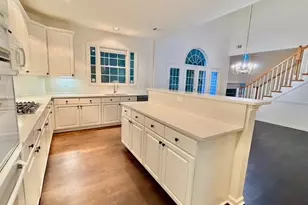 1000 Winding Bridge Way, Johns Creek, GA 30097 - Photo 10