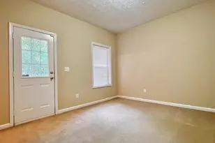 3531 Lantern View Ln, Scottdale, GA 30079 - Photo 4