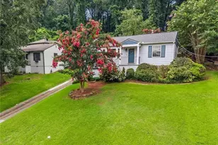 2012 Shalimar Dr NE, Atlanta, GA 30345 - Photo 2