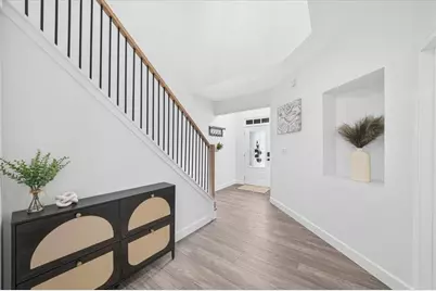 4977 Berkeley Oak Drive, Peachtree Corners, GA 30092 - Photo 4