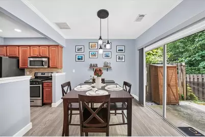 4977 Berkeley Oak Drive, Peachtree Corners, GA 30092 - Photo 8