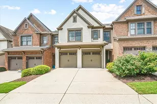 4977 Berkeley Oak Dr, Peachtree Corners, GA 30092 - Photo 1