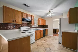 2224 Eagles Nest Cir, Decatur, GA 30035 - Photo 28