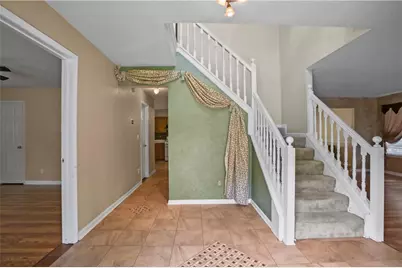 2224 Eagles Nest Circle, Decatur, GA 30035 - Photo 4
