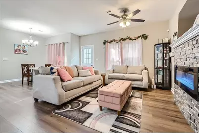 7805 Rock Rose Lane, Fairburn, GA 30213 - Photo 4