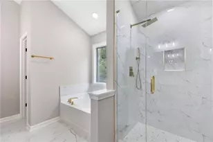 140 Winncastle Dr, Lawrenceville, GA 30044 - Photo 16