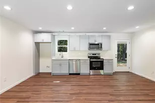 8079 Beachwood Dr, Murrayville, GA 30564 - Photo 6