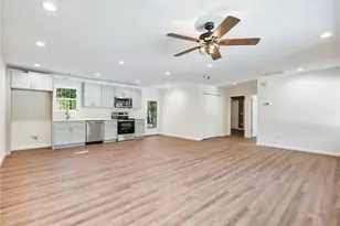 8079 Beachwood Dr, Murrayville, GA 30564 - Photo 4