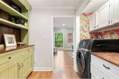 423 Jefferson Circle, Atlanta, GA 30328 - Photo 12