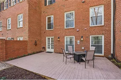 423 Jefferson Circle, Atlanta, GA 30328 - Photo 32
