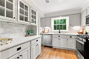 423 Jefferson Circle, Atlanta, GA 30328 - Photo 16