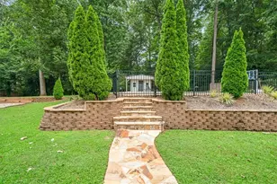 620 Spalding Dr, Sandy Springs, GA 30328 - Photo 18