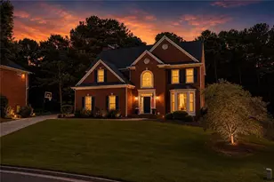 2642 Dunmoore Dr, Snellville, GA 30078 - Photo 4