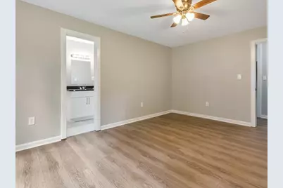 9138 Clubhouse Drive, Riverdale, GA 30274 - Photo 14