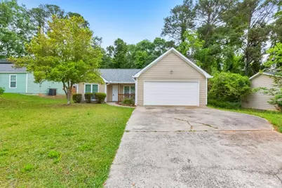 9138 Clubhouse Drive, Riverdale, GA 30274 - Photo 1