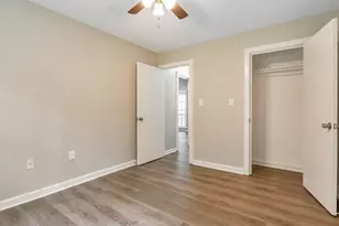 9138 Clubhouse Dr, Riverdale, GA 30274 - Photo 12
