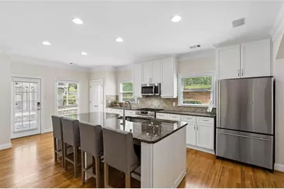 1651 Barfield Run NW, Atlanta, GA 30318 - Photo 8