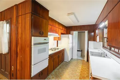 1501 Lucelle Avenue, Stone Mountain, GA 30087 - Photo 12