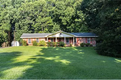 1501 Lucelle Avenue, Stone Mountain, GA 30087 - Photo 1