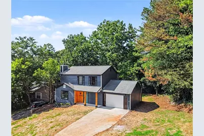 4952 Park West Drive, Stone Mountain, GA 30088 - Photo 1