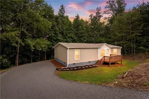 672 King Richard Ct, Murrayville, GA 30564 - Photo 32