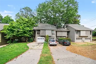1006 Creatwood Circle SE, Smyrna, GA 30080 - Photo 2