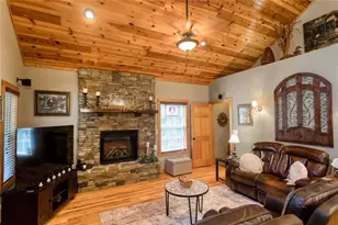 925 Zeppelin Strasse, Helen, GA 30545 - Photo 6