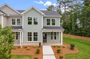 379 Summerville Ln, Athens, GA 30606 - Photo 2