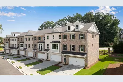 2733 Hallwood Lane, Suwanee, GA 30024 - Photo 2