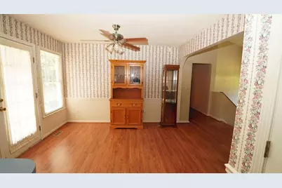 18 Azalea Drive SE, Cartersville, GA 30121 - Photo 6