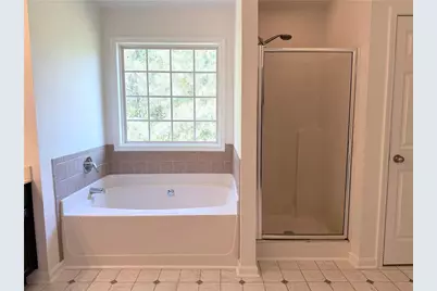 3710 Lakeside Walk Drive NW, Lilburn, GA 30047 - Photo 38