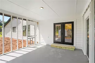 7103 Apache Ln, Riverdale, GA 30274 - Photo 14