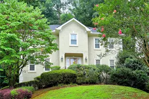 2101 Mark Hall Ct, Marietta, GA 30062 - Photo 2