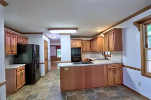 2101 Mark Hall Ct, Marietta, GA 30062 - Photo 12