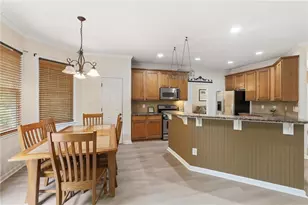 2470 Chandler Grove Dr, Buford, GA 30519 - Photo 12