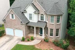 2470 Chandler Grove Dr, Buford, GA 30519 - Photo 4