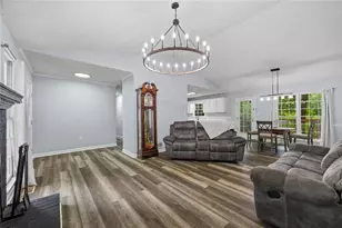 375 Brookstone Dr, Athens, GA 30605 - Photo 10