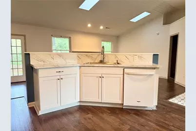 471 Springfield Drive, Woodstock, GA 30188 - Photo 8
