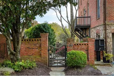 100 Founders Mill Court, Roswell, GA 30075 - Photo 4