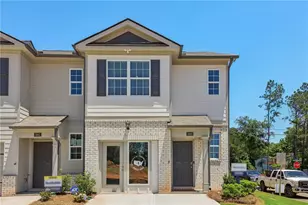 524 Woodcreek Circle SW, Atlanta, GA 30331 - Photo 2