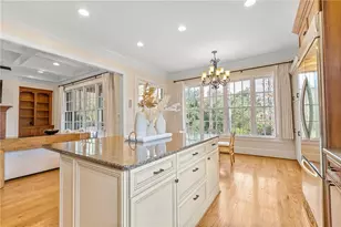 2601 Canterbury Trail, Atlanta, GA 30324 - Photo 10