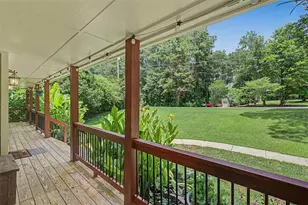 325 Pickett's Crossing, Acworth, GA 30101 - Photo 2